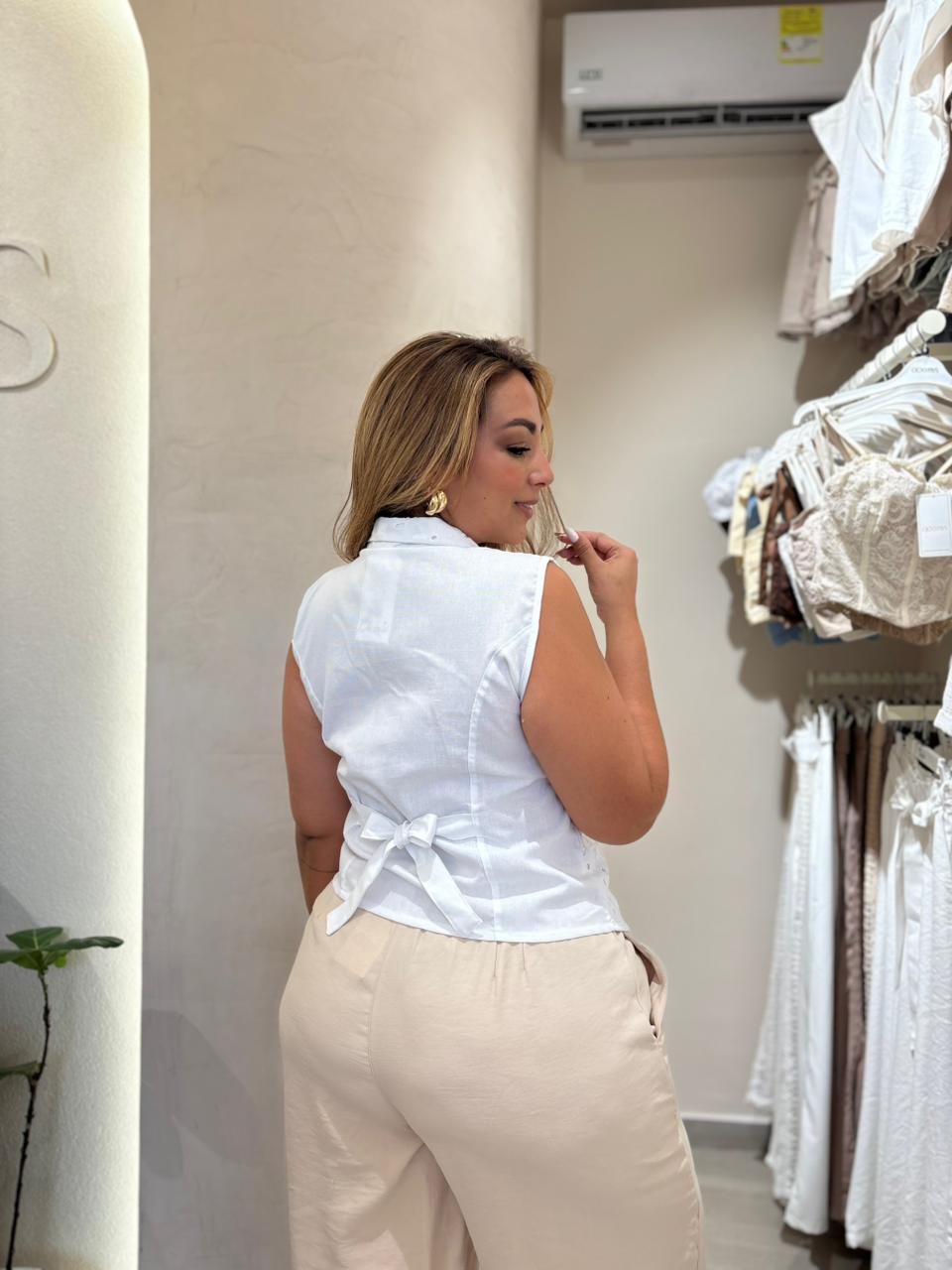 Blusa tipo chaleco - REF: 20105679